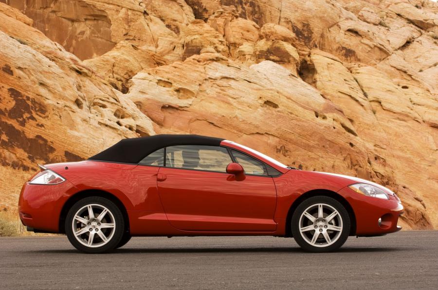  Mitsubishi Eclipse 2009 года  (фото 174 из 205)
